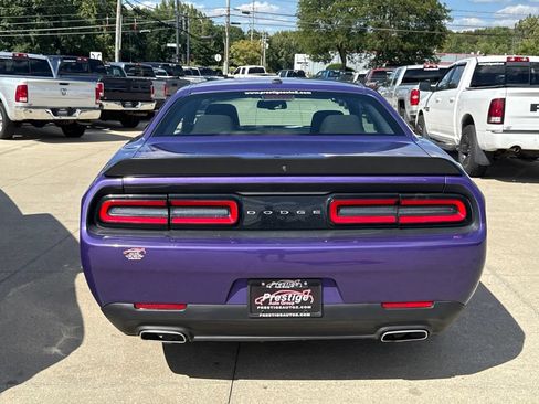 Used 2023 Dodge Challenger SXT RWD image 13
