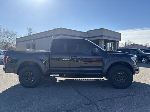 Used 2019 Ford F150 Raptor AWD/4WD image 4