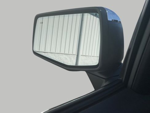 Used 2023 GMC Sierra 1500 Denali AWD/4WD image 23