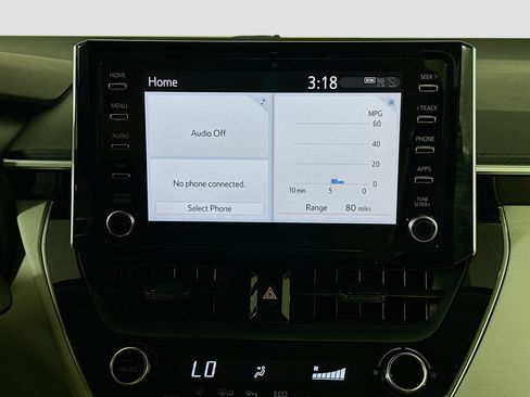 Used 2020 Toyota Corolla LE FWD image 19
