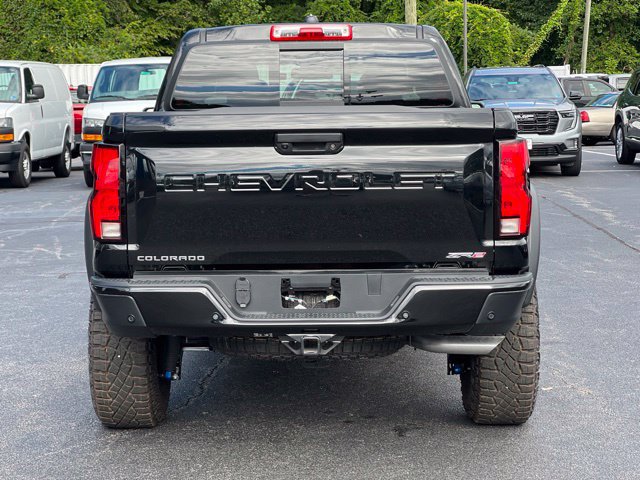 New 2026 Chevrolet Colorado ZR2 w/ Off-Road Front Bumper Package AWD/4WD image 22