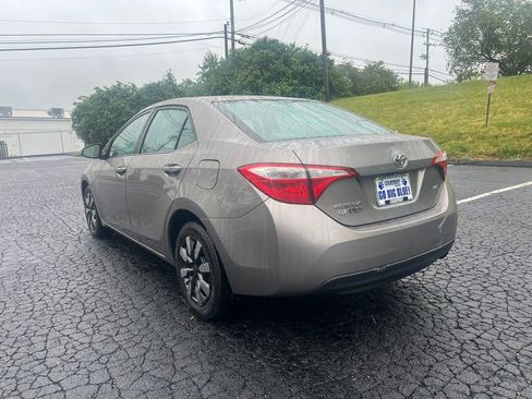 Used 2014 Toyota Corolla LE FWD image 6