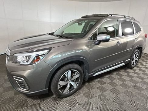 Used 2019 Subaru Forester Touring AWD/4WD image 6
