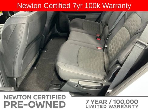 Used 2025 Nissan Pathfinder SV FWD image 17