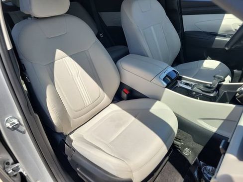 Used 2025 Hyundai Tucson SEL FWD image 22