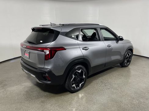 Used 2025 Kia Seltos S FWD image 3