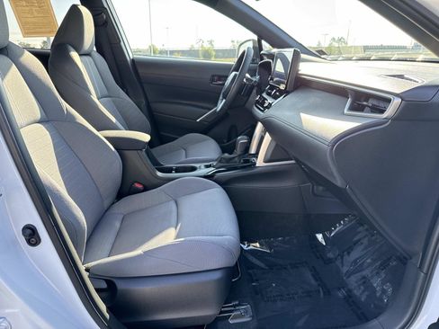 Used 2024 Toyota Corolla Cross Nightshade image 19