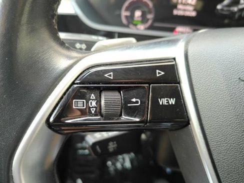 Used 2021 Audi e-tron Premium AWD/4WD image 40