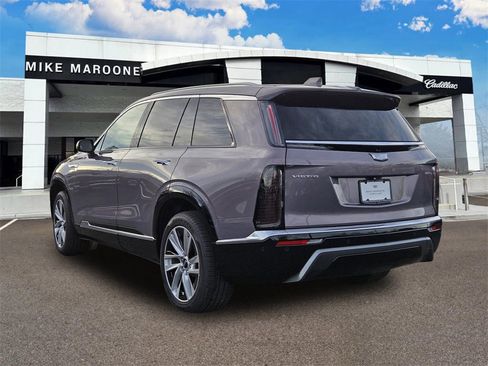New 2026 Cadillac Vistiq Luxury image 4