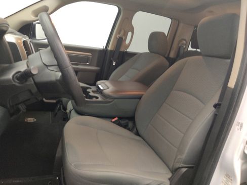 Used 2016 RAM 1500 Classic SLT image 17