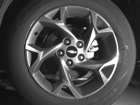 Used 2025 Chevrolet Trax LT FWD image 17