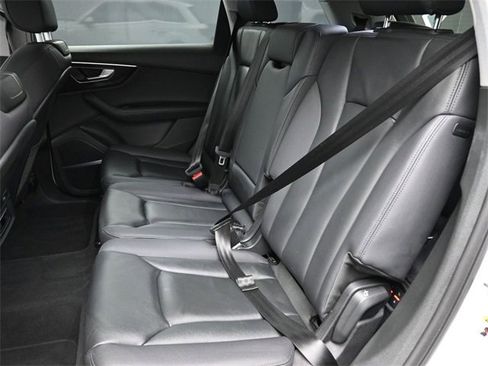 Used 2023 Audi Q7 3.0T Premium Plus image 17