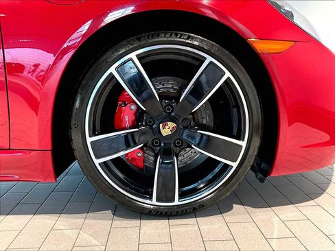 Used 2024 Porsche 718 Cayman GTS image 14