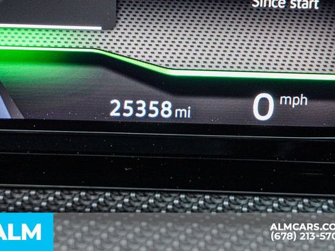 Used 2024 Volkswagen Golf R 2.0T image 58