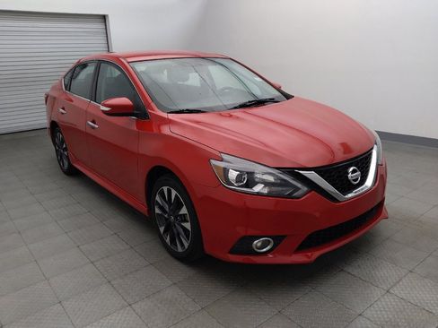 Used 2019 Nissan Sentra SR FWD image 13
