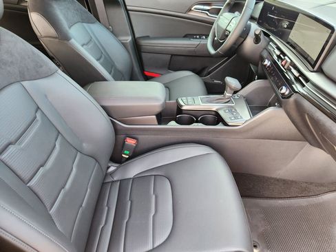 New 2026 Kia Sportage SX AWD/4WD image 13