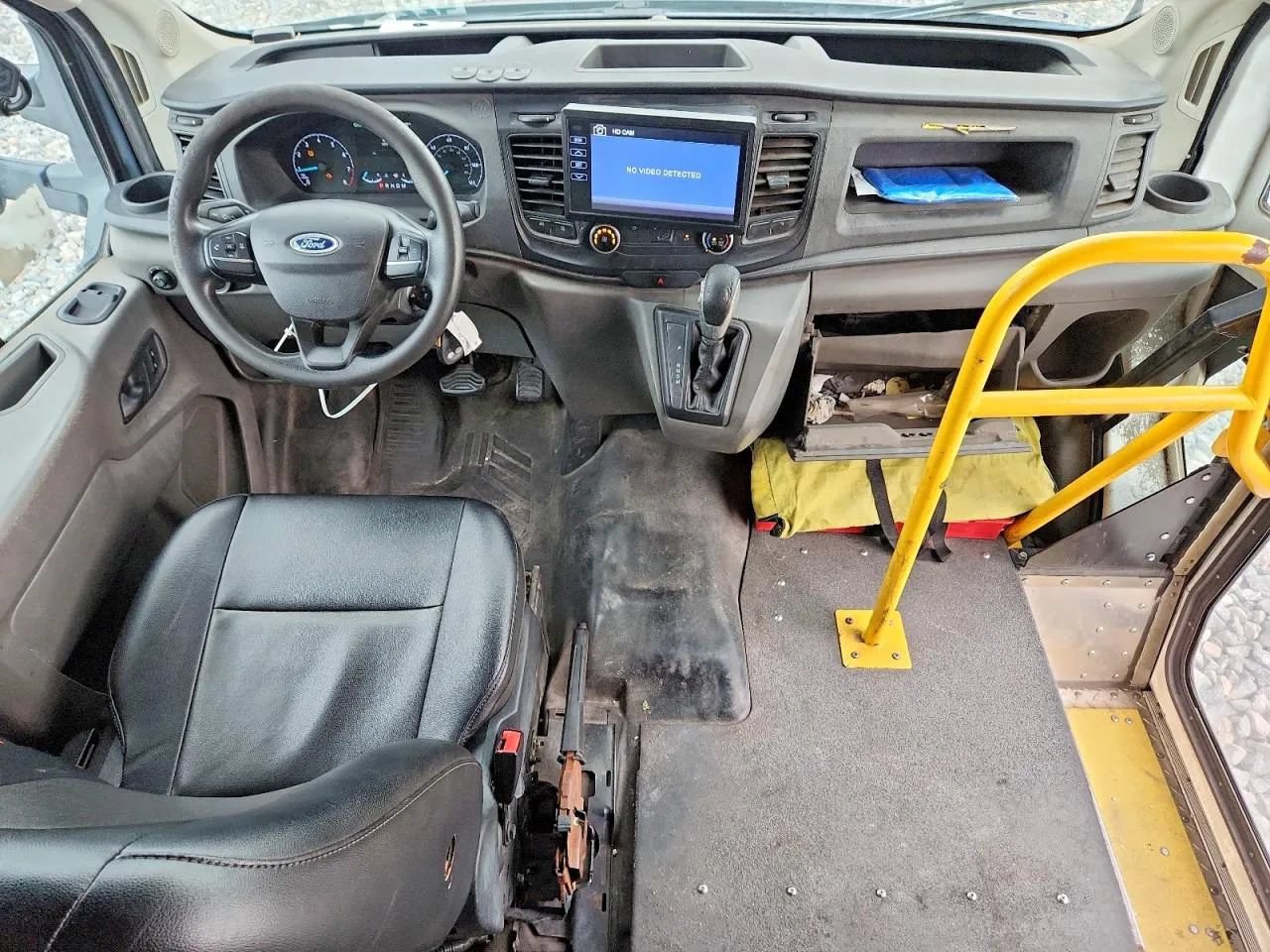 Used 2021 Ford Transit 350 178 DRW RWD image 7