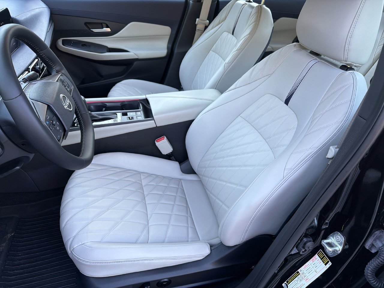 Certified 2026 Nissan Sentra SL w/ Floor Mat Package FWD image 17