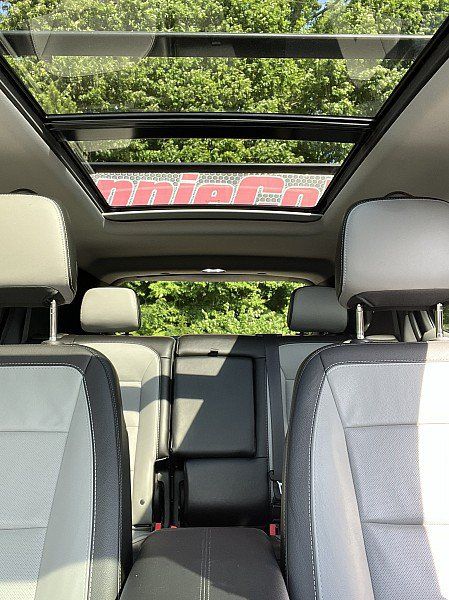 Used 2020 Chevrolet Equinox Premier FWD image 12
