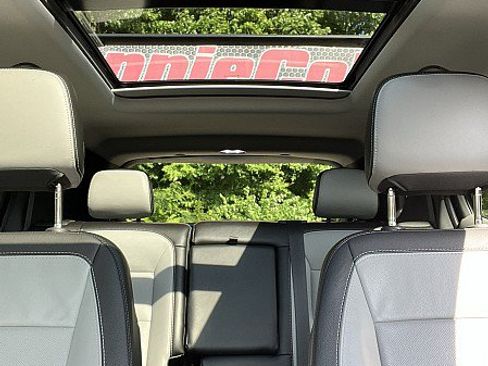 Used 2020 Chevrolet Equinox Premier FWD image 12