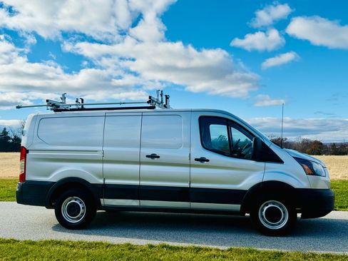 Used 2019 Ford Transit 150 130 Low Roof image 5