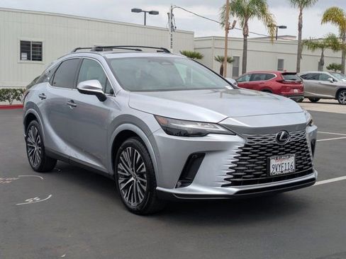 Used 2025 Lexus RX 350 w/ Convenience Package image 3