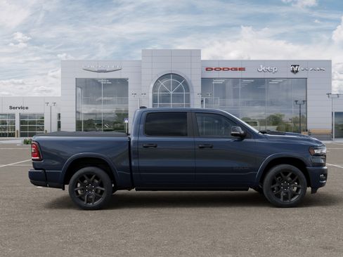 New 2026 RAM 1500 Laramie AWD/4WD image 47