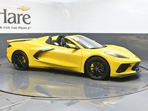 Certified 2025 Chevrolet Corvette Stingray w/ Z51 Performance Package image 6
