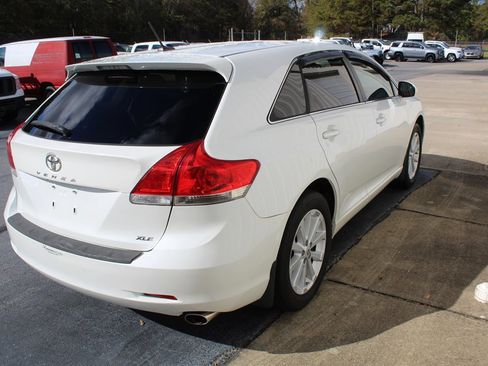 Used 2012 Toyota Venza XLE image 3