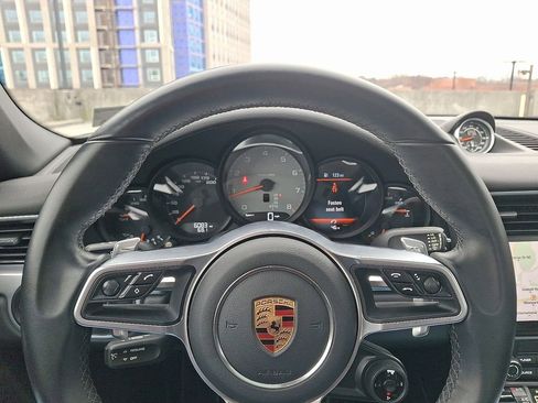 Used 2017 Porsche 911 Carrera S image 20