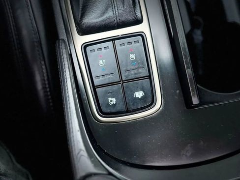 Used 2014 Hyundai Azera Limited w/ Option Group 02 image 19