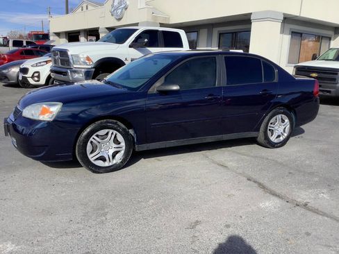 Used 2007 Chevrolet Malibu LS image 16