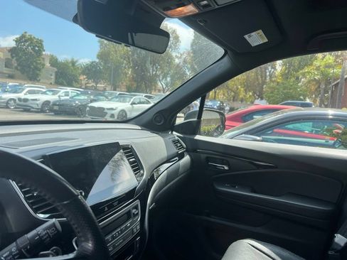 Used 2019 Honda Passport Touring image 14