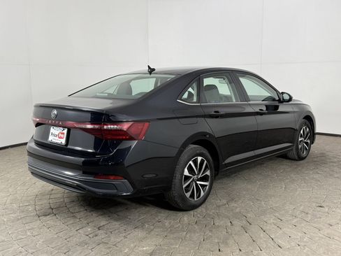 Used 2025 Volkswagen Jetta S FWD image 9