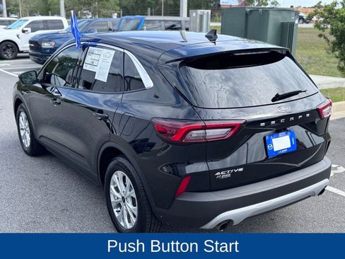 Certified 2023 Ford Escape Active FWD image 5