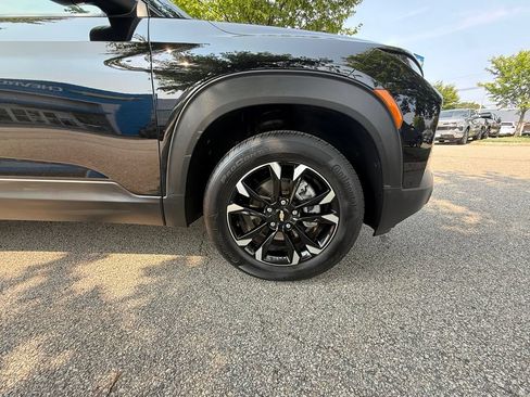 Used 2023 Chevrolet TrailBlazer LT w/ Convenience Package AWD/4WD image 31