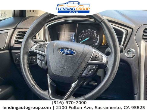 Used 2017 Ford Fusion Energi Titanium FWD image 14