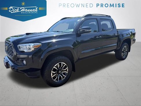 Used 2022 Toyota Tacoma TRD Sport w/ Black Out Package (TMS) AWD/4WD image 1