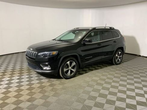 Used 2019 Jeep Cherokee Limited image 13