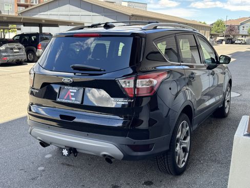 Used 2017 Ford Escape Titanium w/ Equipment Group 301A AWD/4WD image 7
