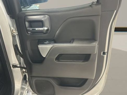 Used 2019 Chevrolet Silverado 1500 LT w/ All Star Edition AWD/4WD image 29