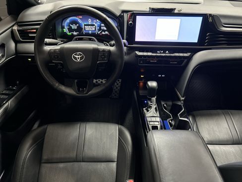Used 2025 Toyota Camry XSE w/ Premium Plus Package FWD image 15
