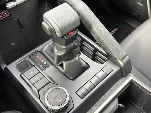 Used 2024 Toyota Tacoma TRD Sport w/ TRD Sport Upgrade Package image 25