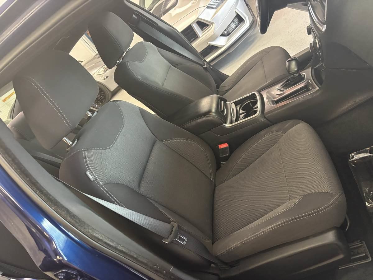 Used 2015 Dodge Charger SE w/ Sport Appearance Group RWD image 20
