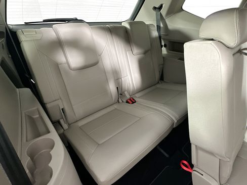 Used 2023 Volkswagen Atlas SE image 27