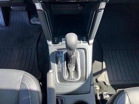 Used 2018 Subaru Forester 2.5i Touring AWD/4WD image 28