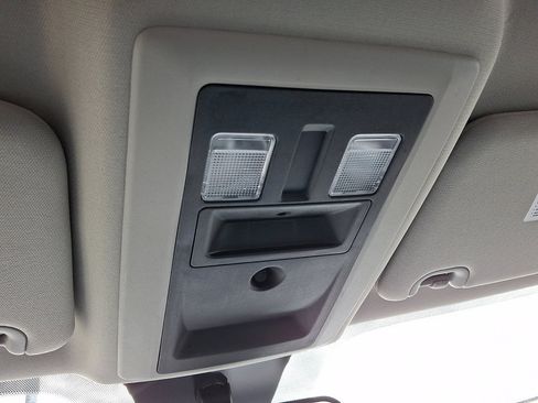 Used 2018 RAM 1500 Express image 31