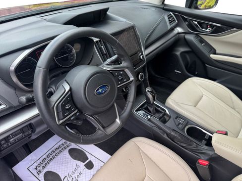 Used 2017 Subaru Impreza 2.0i Limited AWD/4WD image 3