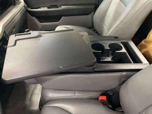 New 2024 Ford F550 4x4 Regular Cab Super Duty image 20