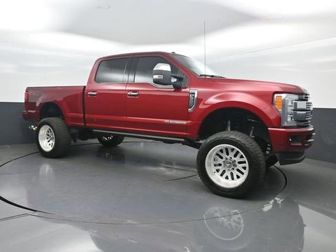 Used 2018 Ford F350 Platinum w/ Platinum Ultimate Package AWD/4WD image 30